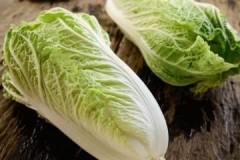 Delicate, healthy, tasty: how to properly store Chinese cabbage?