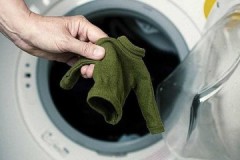 Mètodes efectius sobre com estirar un jersei que s’ha assegut després de rentar-se