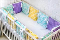 How to wash the sides in a newborn crib?