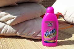 Com s’utilitza adequadament Vanish per netejar mobles entapissats?